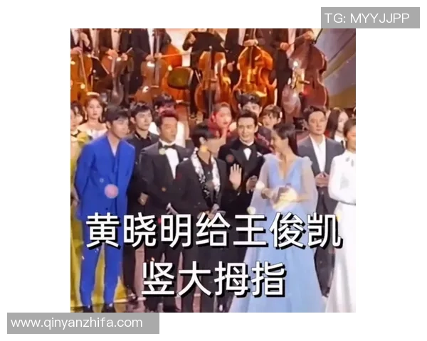 足球明星因吃瓜事件引发热议网友热评纷纷点赞与吐槽交织