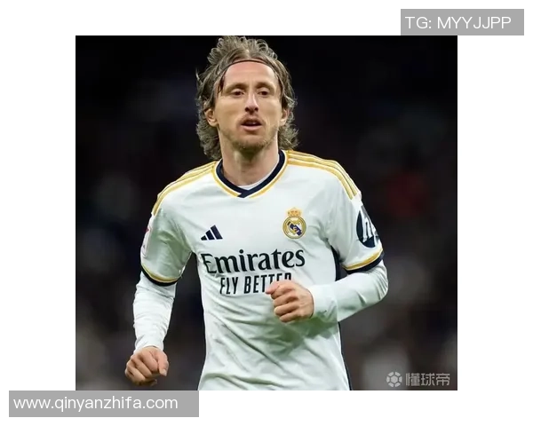 足球明星背后的故事:养父母如何塑造他们的辉煌人生 足球明星背后的故事:养父母如何塑造他们的辉煌人生